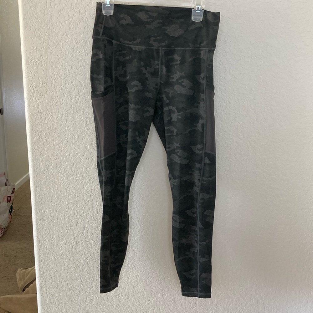 Fabletics Powerhold Green Camo Leggings